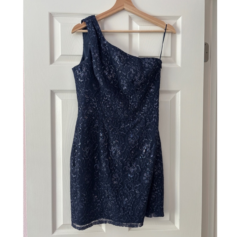 Dress the Population One-shoulder Lace Cocktail Dress - Blue Size M - Picture 5 of 13